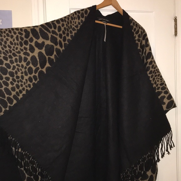 Leopard pattern shawl - Picture 2 of 8